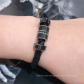 Jóias de pulseira de couro preto Jóias CNC Modelos de casais de pulseira de couro com couro transferem pulseiras masculinas e femininas